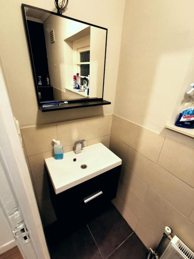 City Center Enschede Homestay Экстерьер фото