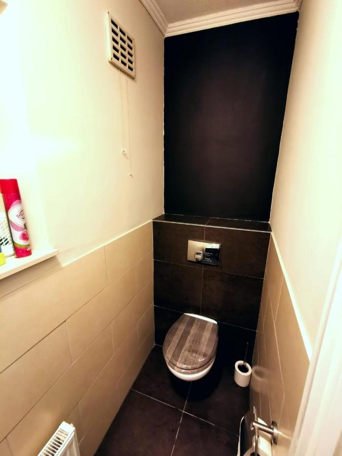 City Center Enschede Homestay Экстерьер фото